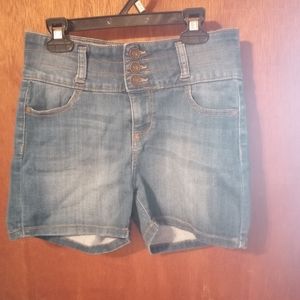 Celebrity pink girls shorts